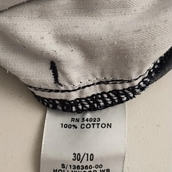 Gap 1969 Very Lightweight 100% cotton dark denim 5 pocket jean shorts - Picture 9 of 12